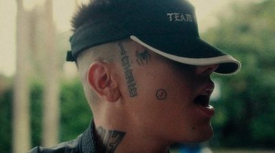 Los tatuajes en la cara ya han pasado de moda: ¿y ahora qué hacemos con ellos?