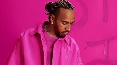 Lewis Hamilton, imagen de Valentino en la colección PinkPP