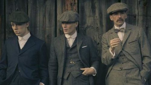 Todos queremos parecernos a los Peaky Blinders, y no a nuestro abuelo, al ponernos boinas.