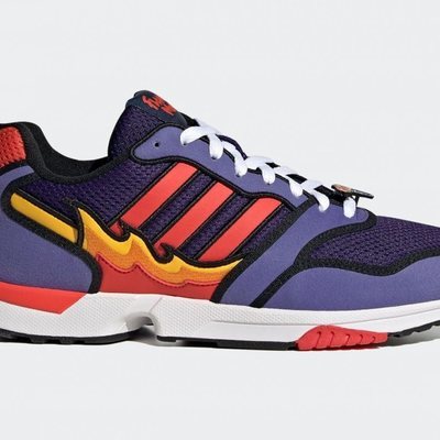 Vista lateral de las adidas ZX 1000 'Flaming Moe's'.