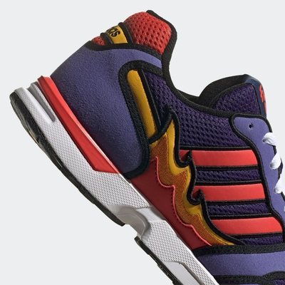 Las llamas del Flameado de Moe también aparecen en las adidas ZX 1000 'Flaming Moe's'.